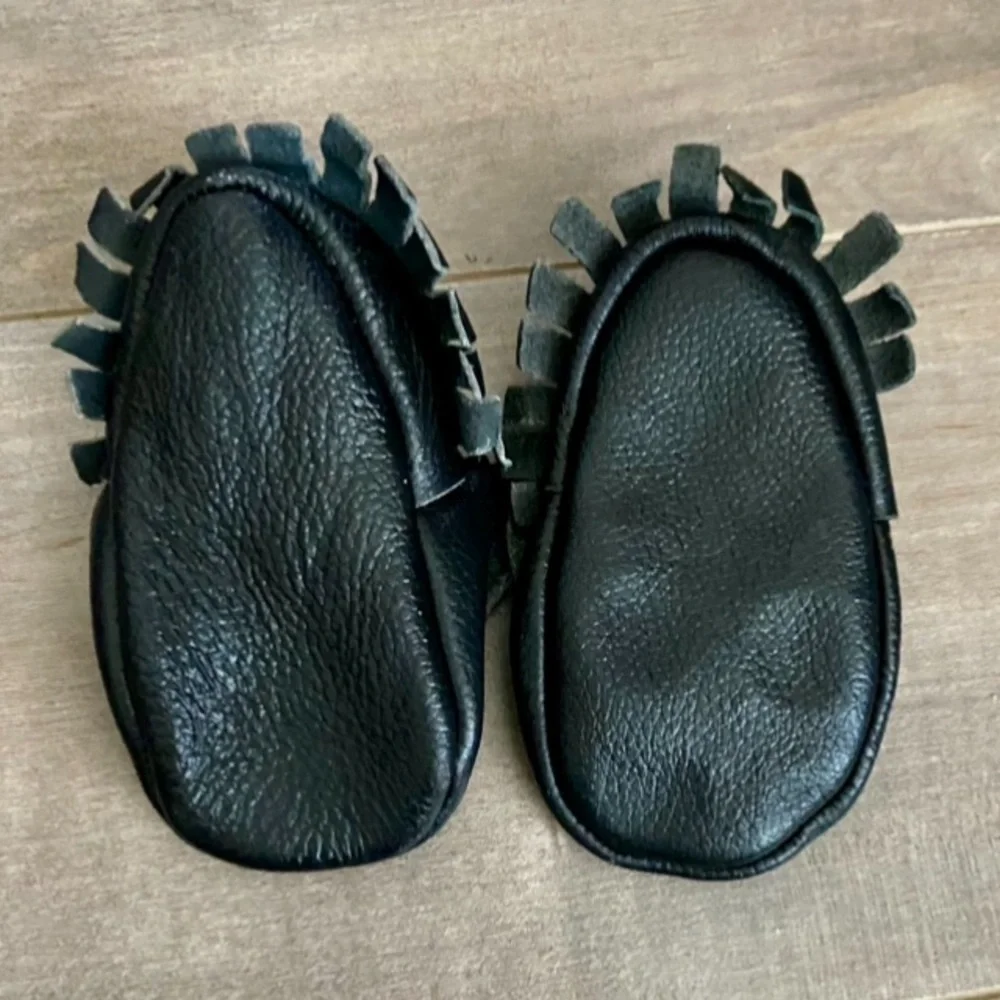 Leather Baby Moccasins with Tassels Crib Toddler Shoes in Black